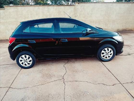 CHEVROLET ONIX 1.0 MPFI LT 8V FLEX 4P MANUAL